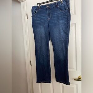 Maurices MJeans Classic Slim Boot Mid Rise 16W Short